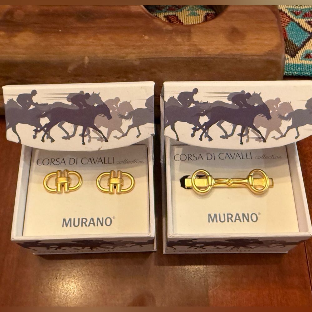Murano Corsa Di Cavalli Collection Brushed Gold Horse Cufflinks and Tie Clip Set
